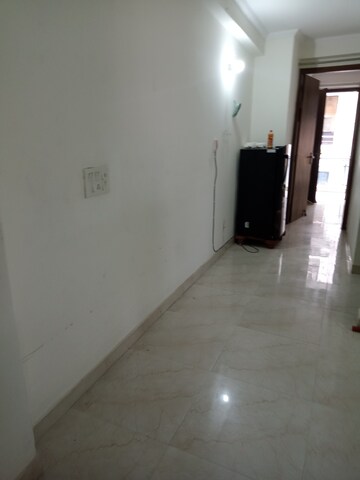 Room in 1 BHK Builder Floor at Neb Sarai – for Rent