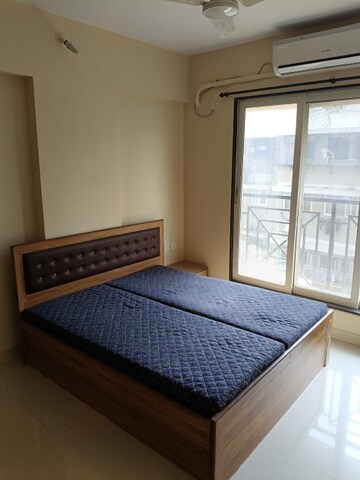 Bedroom in 2 BHK Apartment at Kamala Nav Natraj, Santacruz West – for Rent