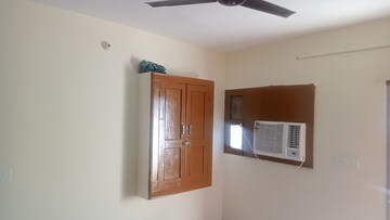Room in 1 BHK Independent House at Sector 22 – for Rent