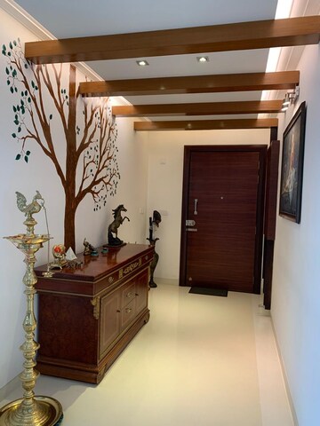  5 BHK Apartment at Mantri Espana, Outer Ring Road – for Sale