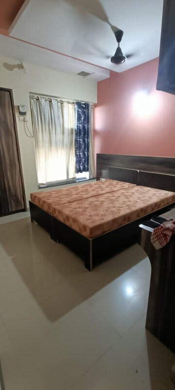 Room in  Pg at Wagle Industrial Estate – for Rent