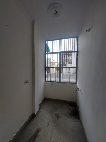 2 BHK Builder Floor – Nearby View at Gujranwala Town - for Rent