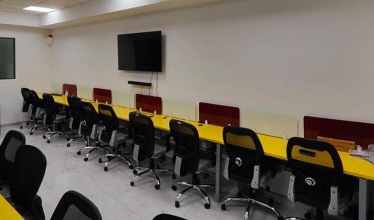 Team Area, satellite-silver Commercial Office Space 2167 Sq.Ft. In Andheri East Mumbai 7889642