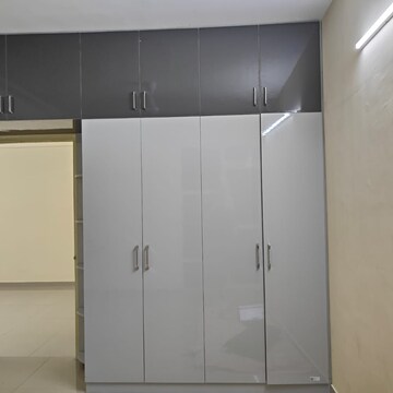 Room in 1 BHK Apartment at Tulip Lemon, Sector 70 – for Rent