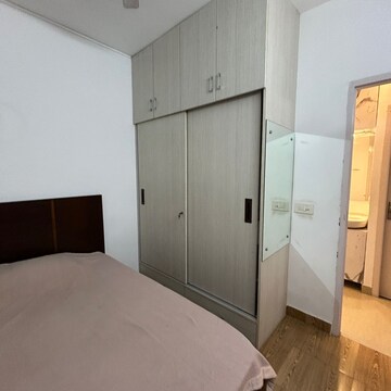Room in 1 BHK Apartment at Tulip Lemon, Sector 70 – for Rent