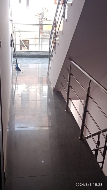 Staircase in 1 RK Builder Floor at Minarch Tower, Sector 44 – for Rent