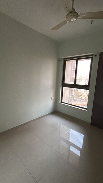 2 BHK Apartment For Rent in Kalpataru Paramount Kapur Bawdi Thane  7889705