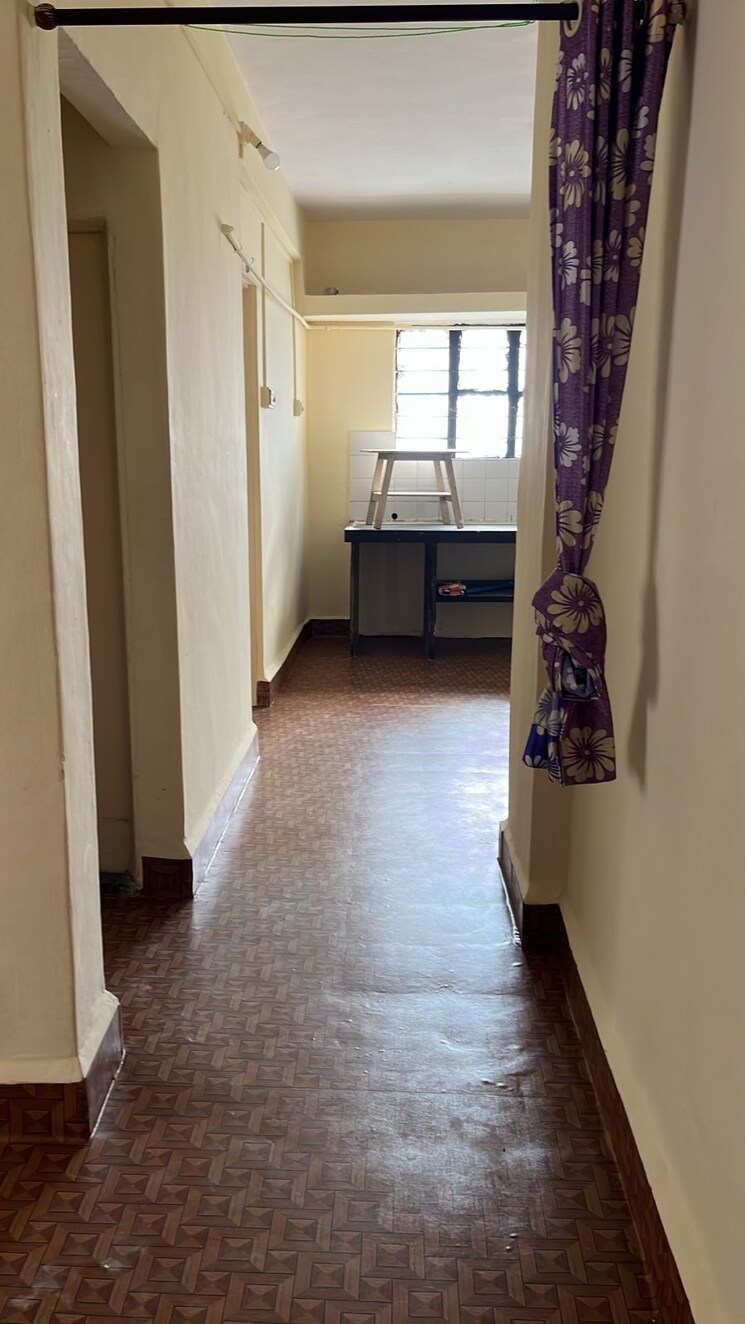 Room, shri-towars 1 Bedroom 700 Sq.Ft. Apartment In Aundh Pune 7889731