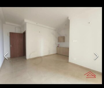 Room in 2 BHK Apartment at Bhartiya Nikoo Homes, Thanisandra Main Road – for Sale