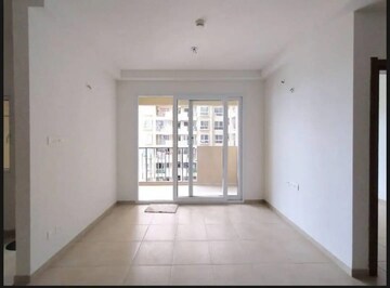 Room in 2 BHK Apartment at Bhartiya Nikoo Homes, Thanisandra Main Road – for Sale