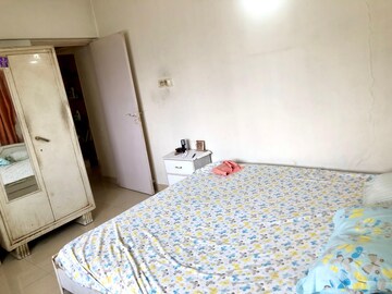 2 BHK Apartment For Rent in Vile Parle East