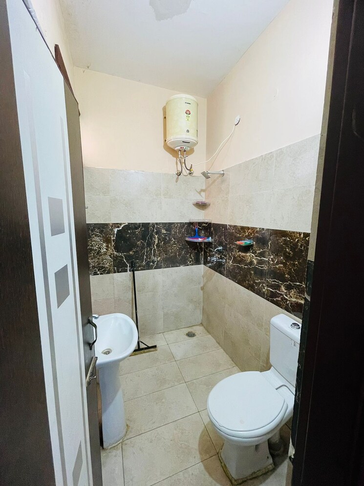 Bathroom, sector 116 2 Bedroom 770 Sq.Ft. Builder Floor In Sector 116 Mohali 7889903