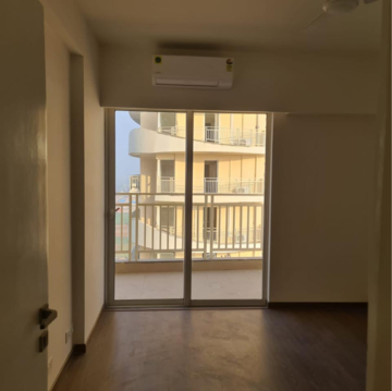 Room in 2 BHK Apartment at M3M Sierra, Sector 68 – for Sale