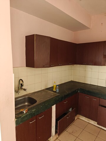 Kitchen in 2 BHK Apartment at Omaxe Heights, Sector 86 – for Rent
