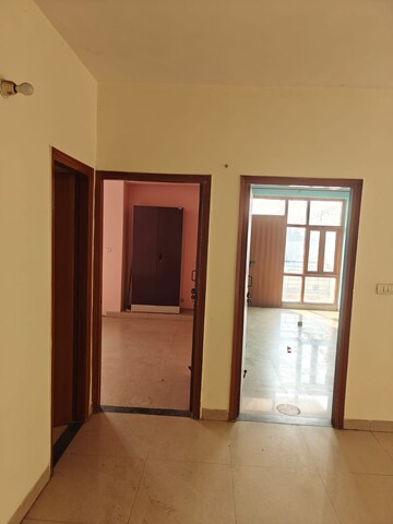 Room in 2 BHK Apartment at Omaxe Heights, Sector 86 – for Rent