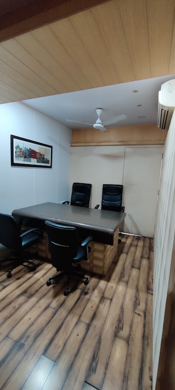 Commercial Office Space 1550 Sq.Ft. For Rent in City Light Surat  7890004