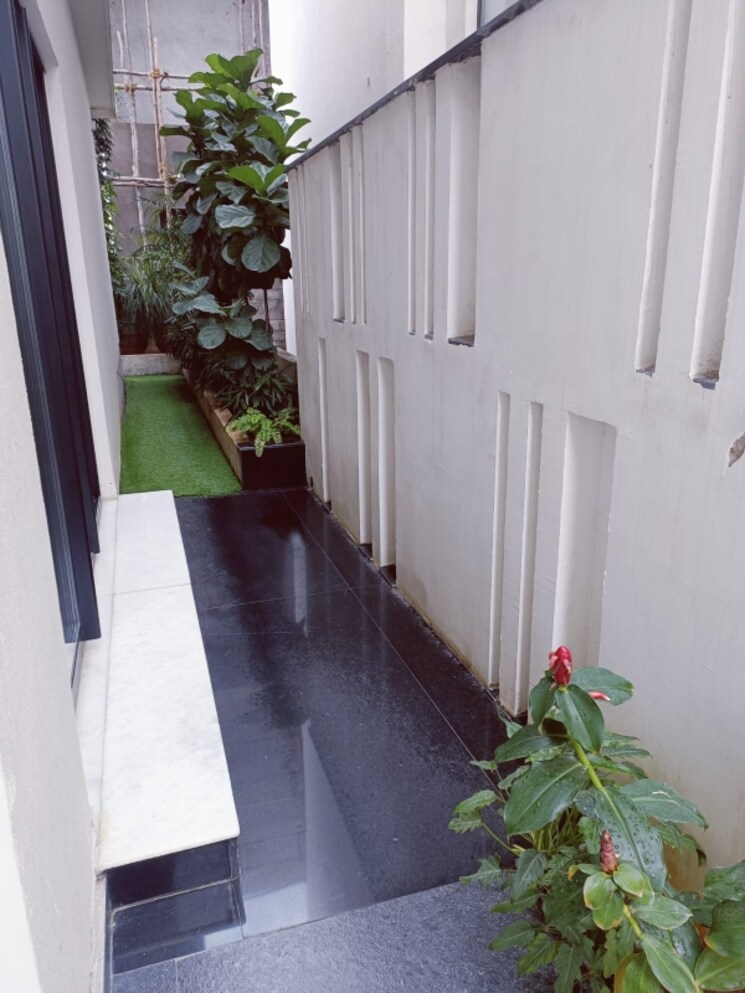 Balcony, bandlaguda jagir 5 Bedroom 5300 Sq.Ft. Villa In Bandlaguda Jagir Hyderabad 7890008