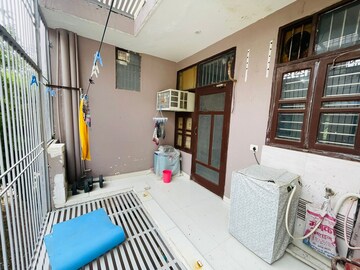  2 BHK Builder Floor at Sector 40 – for Rent