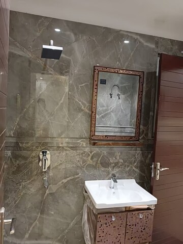 Bathroom in 3 BHK Apartment at M3M Sky City, Sector 65 – for Sale