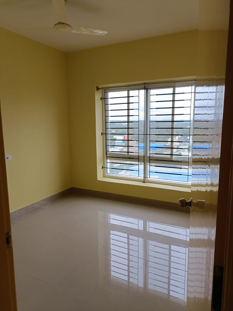 Room, kolte-patil-raaga 2.5 Bedroom 1300 Sq.Ft. Apartment In Hennur Road Bangalore 7890017
