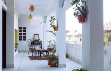 Room in  Pg at Sector 46 – for Rent