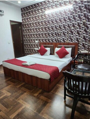 Room in  Pg at Sector 46 – for Rent