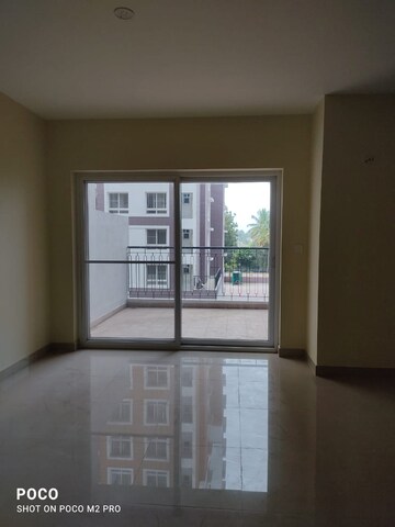Room in 2 BHK Apartment at Kolte Patil Raaga, Hennur Road – for Sale