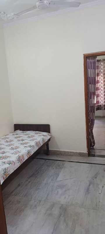 Bedroom in 1 BHK Builder Floor at Sector 47 – for Rent