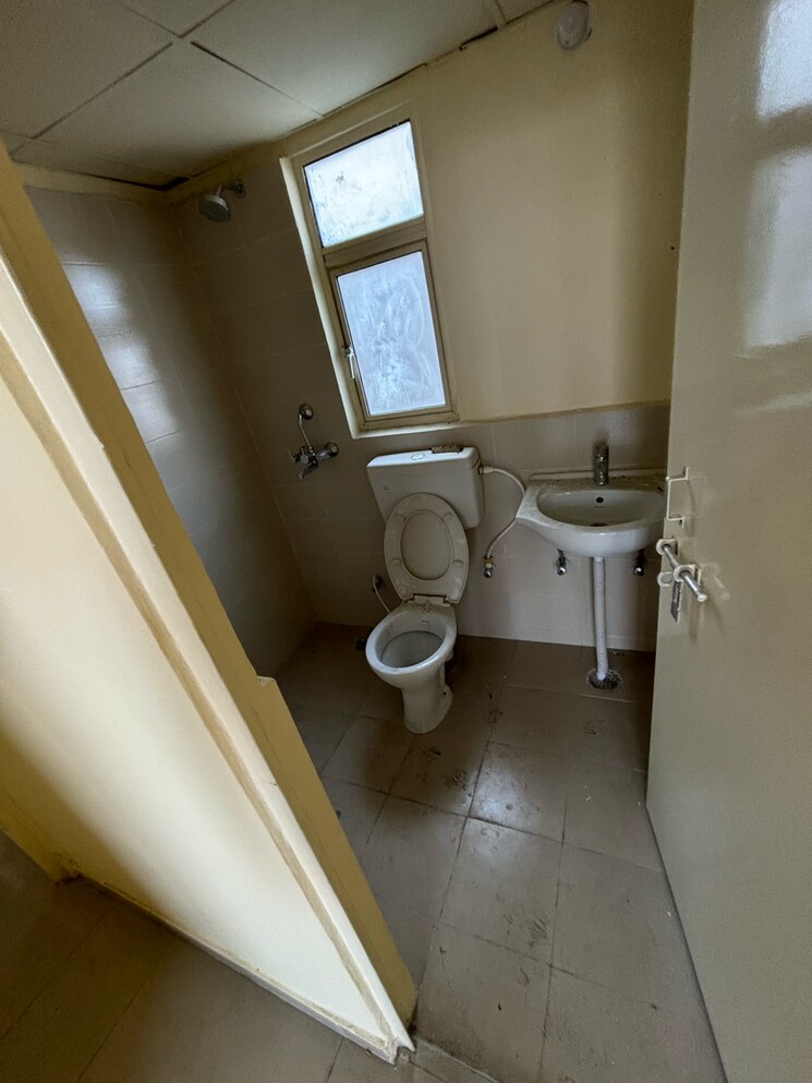 Bathroom, conscient-habitat-residences 2 Bedroom 517 Sq.Ft. Apartment In Sector 79 Faridabad 7890072