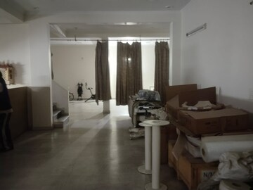 Team Area in  Office Space at Sector 23 – for Rent