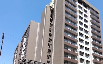 2 BHK Apartment For Sale in Vesu