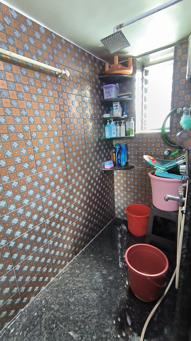 Bathroom, ankur-chs-prabhadevi 1 Bedroom 488 Sq.Ft. Apartment In Prabhadevi Mumbai 7890234