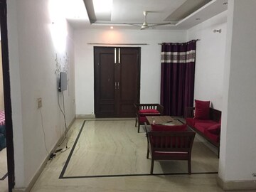 Living Room in 3 BHK Builder Floor at Sector 40 – for Rent