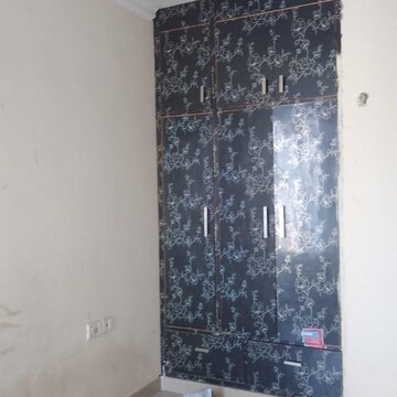 Furnished Amenities in 3 BHK Apartment at Sector 84 – for Rent