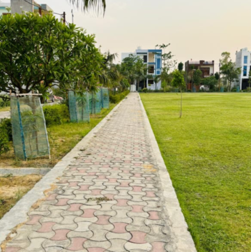 Swimming Pool in  Plot at Wing Lucknow Greens Plots, Arjunganj – for Sale
