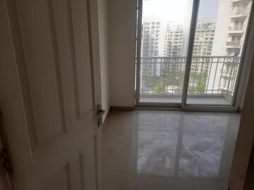Room in 3 BHK Apartment at Shipra Srishti, Ahinsa Khand 1 – for Rent