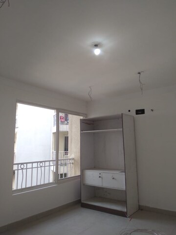 Room in 3 BHK Apartment at Shipra Srishti, Ahinsa Khand 1 – for Rent
