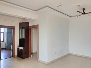 Room in 2 BHK Apartment at Saya Gold Avenue, Vaibhav Khand – for Rent