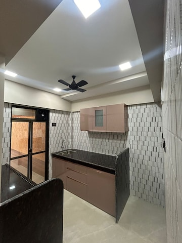 Kitchen in 2 BHK Apartment at Sunshine Tower Vasai West, Vasai West – for Sale