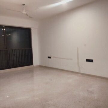 Bedroom in 3.5 BHK Apartment at Anaya Apartment, Juhu – for Rent