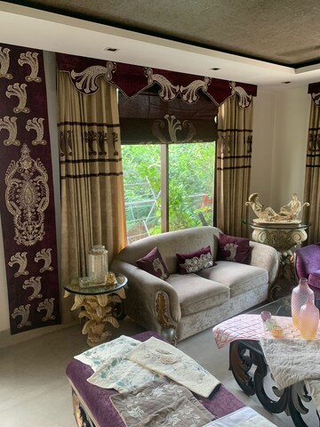 Living Room in 4 BHK Builder Floor at Greater Kailash Part 3 – for Sale