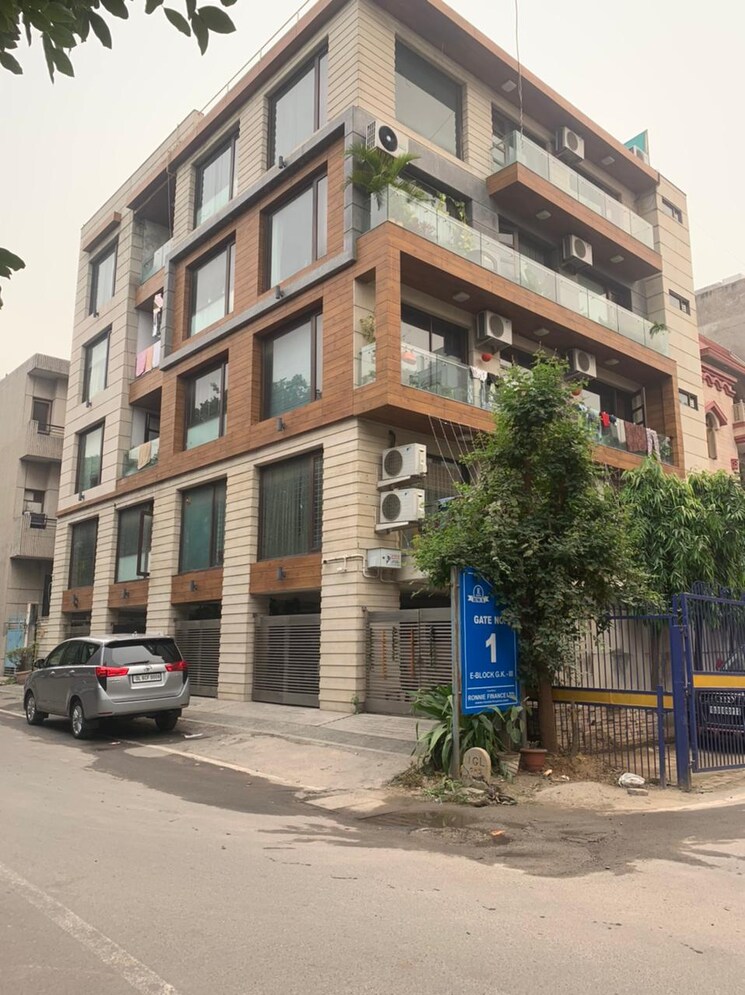 Exterior View, greater kailash part 3 4 Bedroom 324 Sq.Yd. Builder Floor In Greater Kailash Part 3 Delhi 7890410