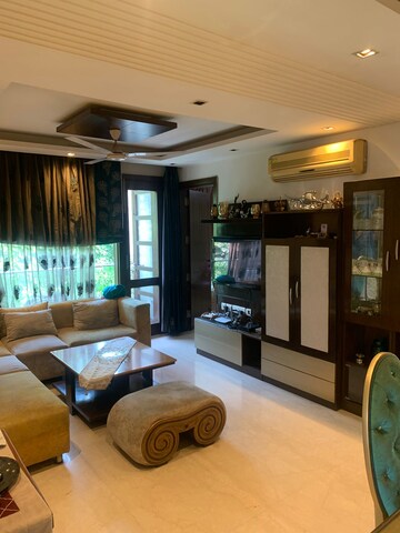 Living Room in 4 BHK Builder Floor at Greater Kailash Part 3 – for Sale