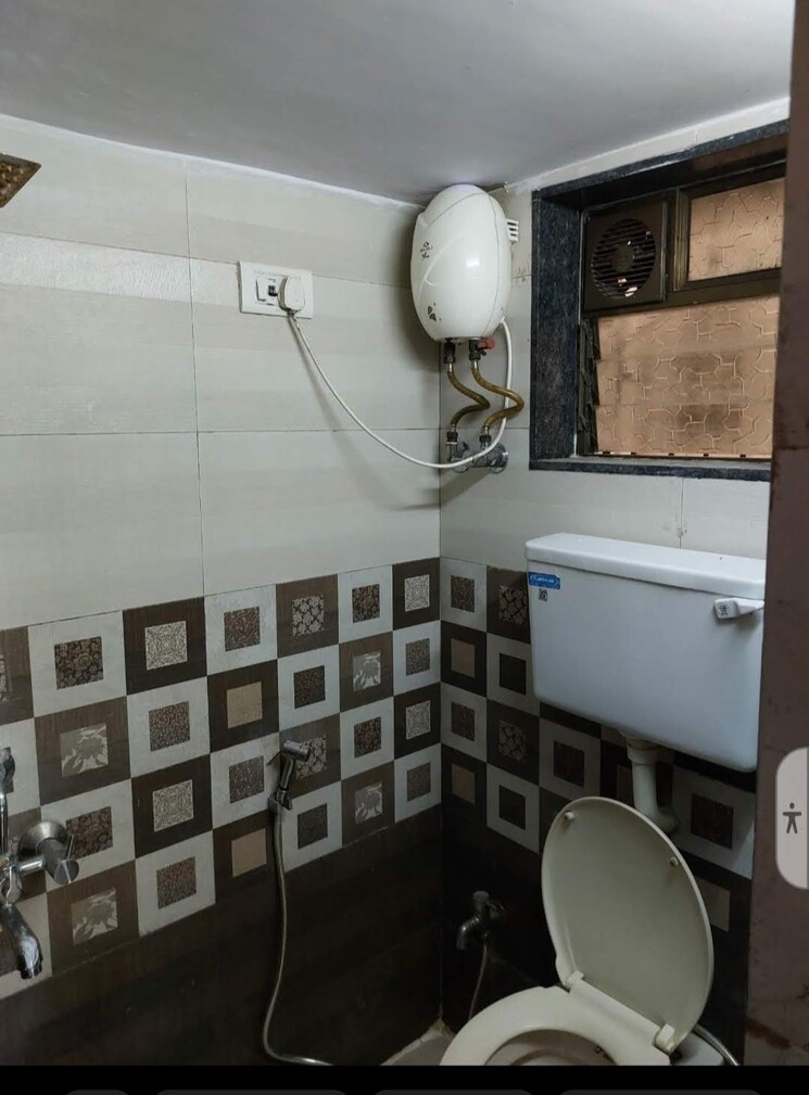 Bathroom, mhada-pratiksha-nagar-sion 2 Bedroom 811 Sq.Ft. Apartment In Sion Mumbai 7890455