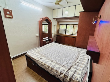 Bedroom in 2 BHK Apartment at Ramesh Niwas, Chembur – for Rent