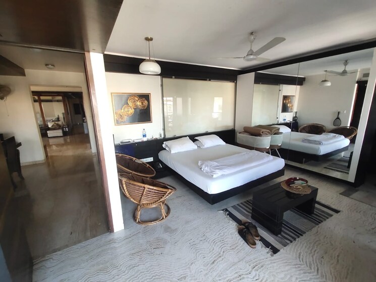 Gym, joy-solitaire 5 Bedroom 2900 Sq.Ft. Apartment In Juhu Mumbai 7890537