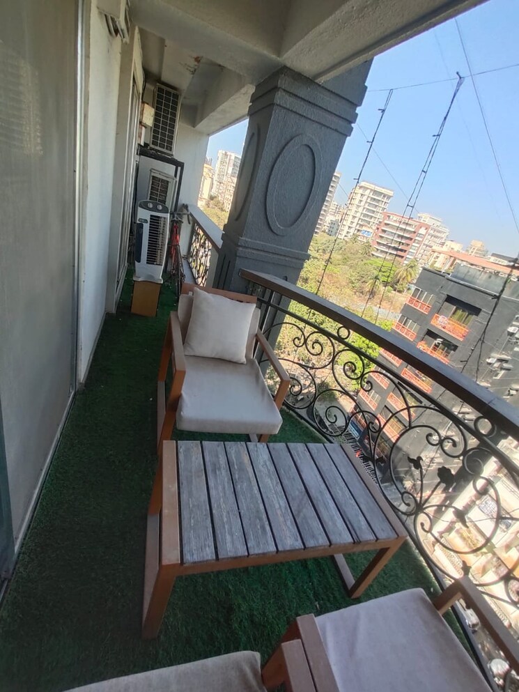 Balcony, joy-solitaire 5 Bedroom 2900 Sq.Ft. Apartment In Juhu Mumbai 7890537
