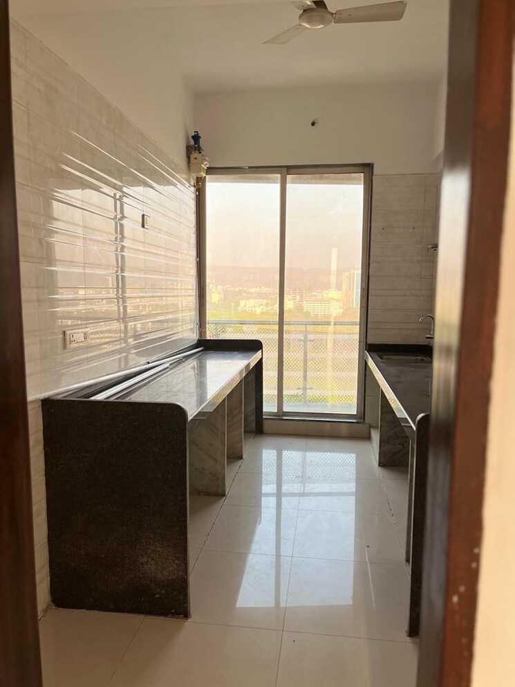 Bathroom, rd-shikha 3 Bedroom 1500 Sq.Ft. Apartment In Kopar Khairane Navi Mumbai 7890547