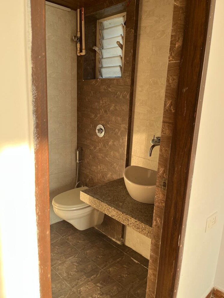 Bathroom, rd-shikha 3 Bedroom 1500 Sq.Ft. Apartment In Kopar Khairane Navi Mumbai 7890547