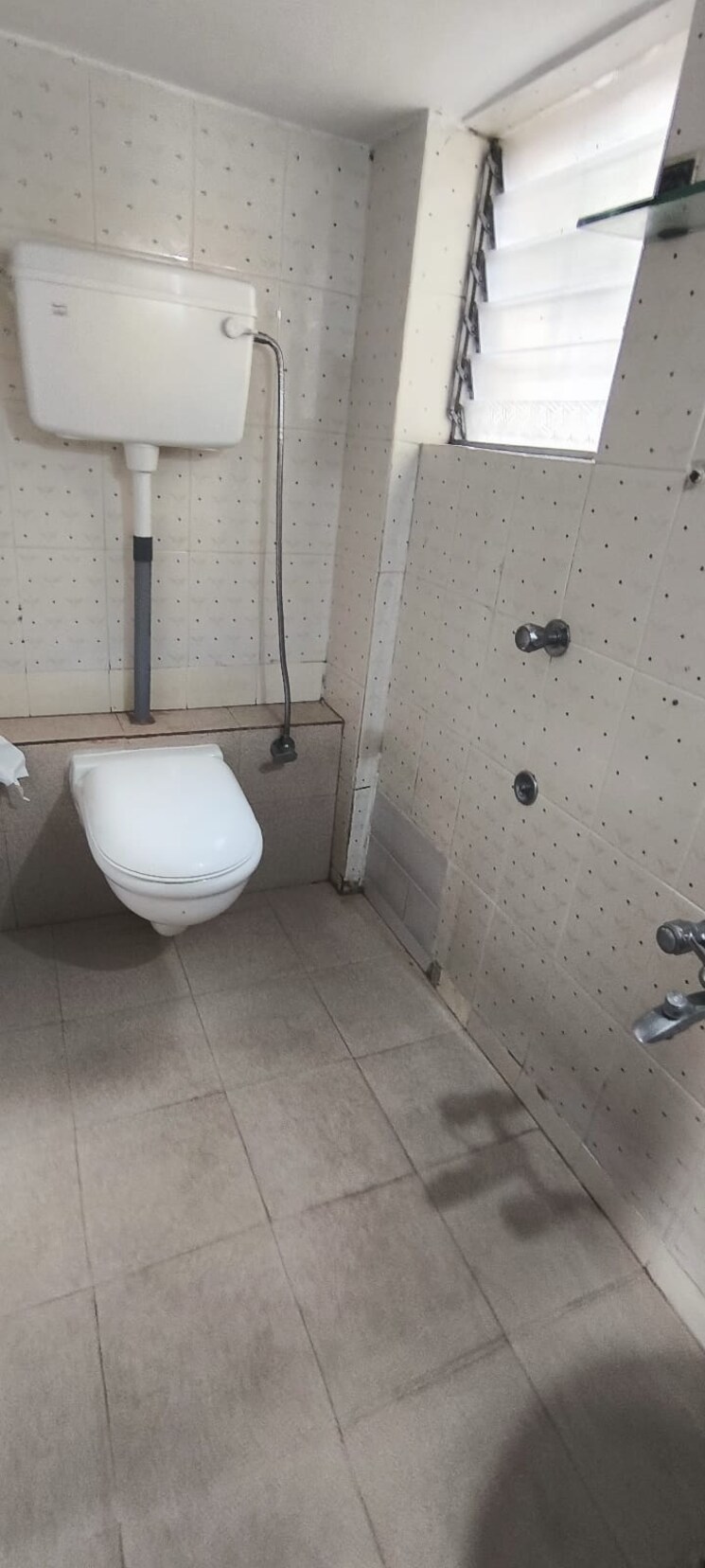 Bathroom, rd-shikha 3 Bedroom 1500 Sq.Ft. Apartment In Kopar Khairane Navi Mumbai 7890547